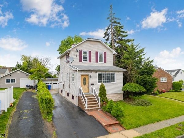 304 N Park Ave., Linden, NJ 07036