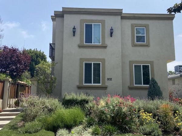 802 Magnolia Avenue, Unit 4, Pasadena, CA 91106