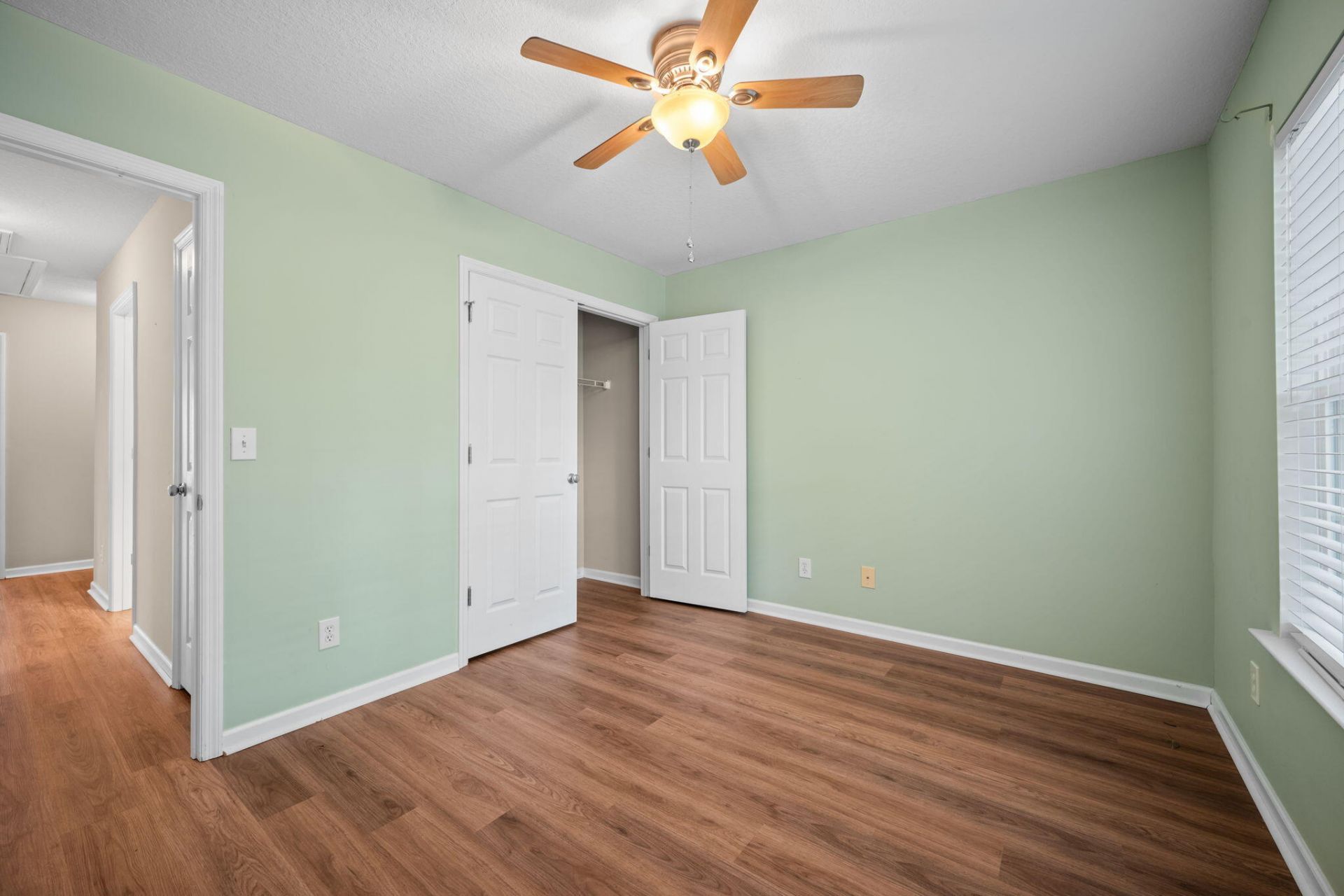 7873 Park Gate Drive Photo 31