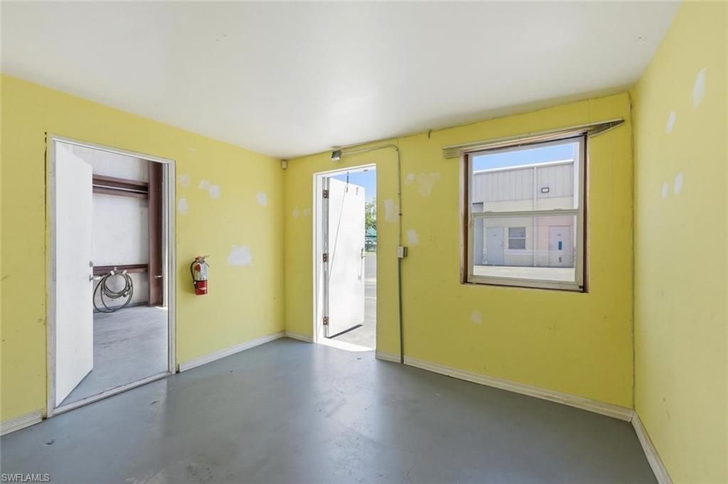4776 Radio Rd , Unit 101, Naples, FL 34104 Photo