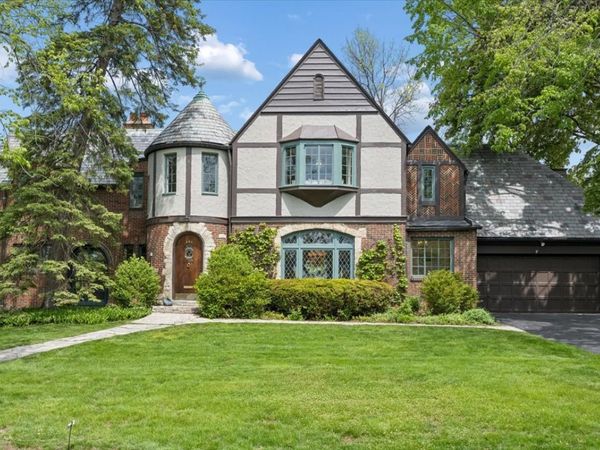 445 Sunset Lane, Glencoe, IL 60022