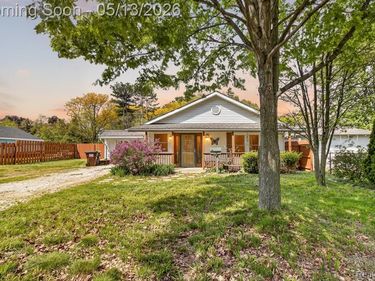50 CLARENCE Street, Belleville, MI 48111