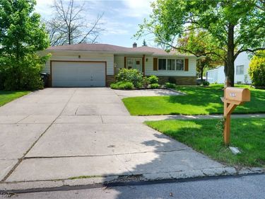 9307 Munich Drive, Parma, OH 44130