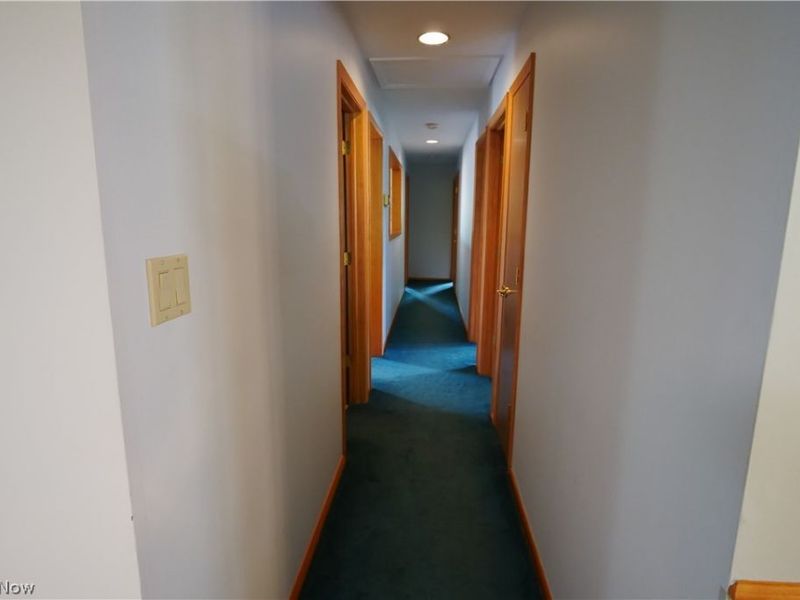 9307 Munich Drive, Parma, OH 44130 Photo 14