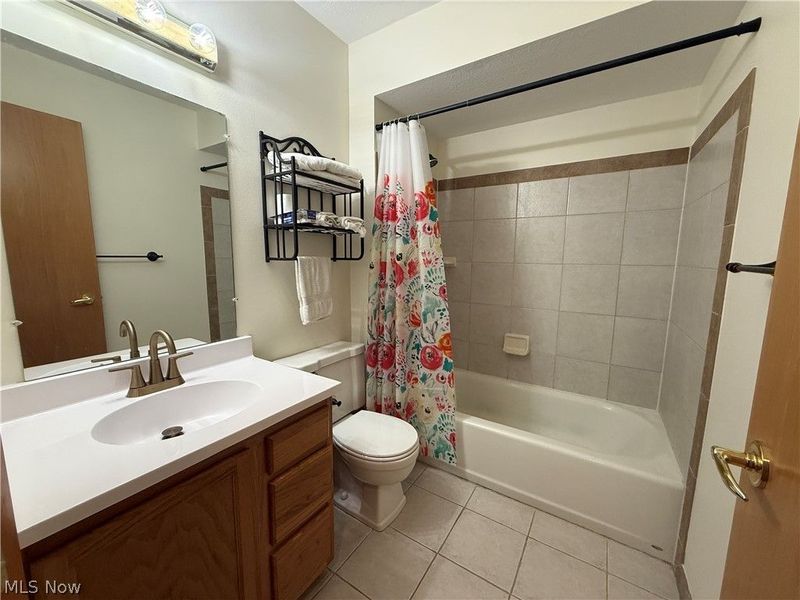 9307 Munich Drive, Parma, OH 44130 Photo 15