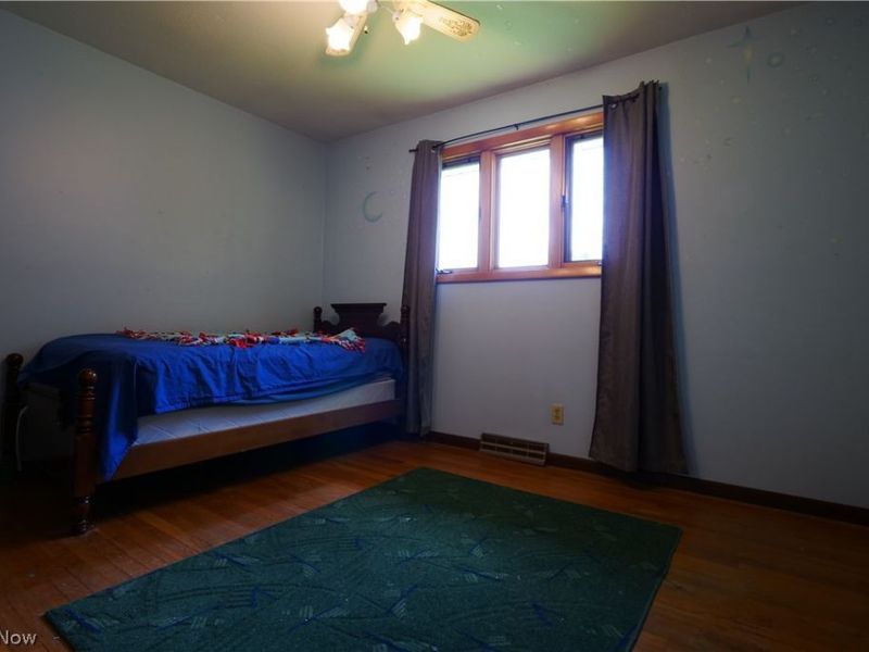 9307 Munich Drive, Parma, OH 44130 Photo 18