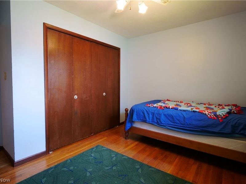 9307 Munich Drive, Parma, OH 44130 Photo 19