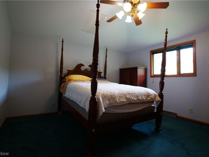 9307 Munich Drive, Parma, OH 44130 Photo 26