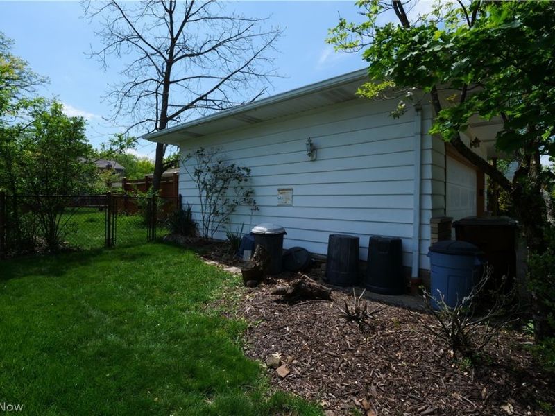 9307 Munich Drive, Parma, OH 44130 Photo 42