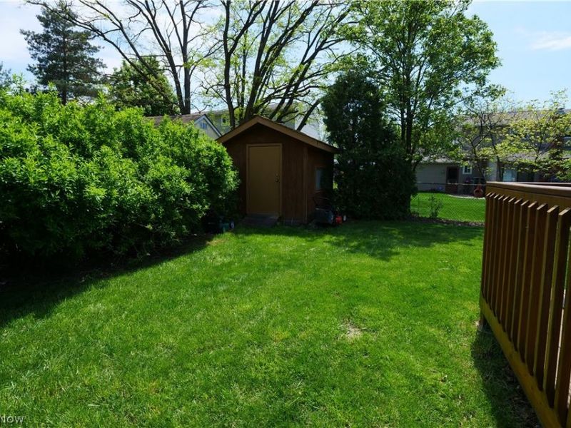 9307 Munich Drive, Parma, OH 44130 Photo 47
