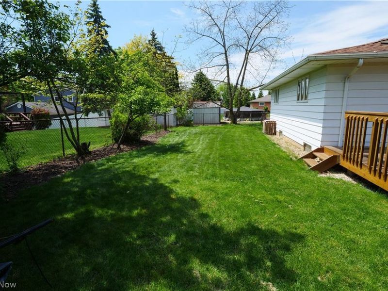 9307 Munich Drive, Parma, OH 44130 Photo 48