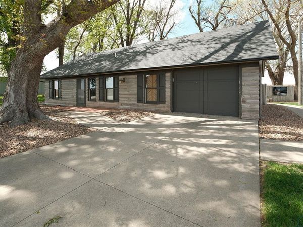 4177 US 75 Avenue, Sioux Center, IA 51250