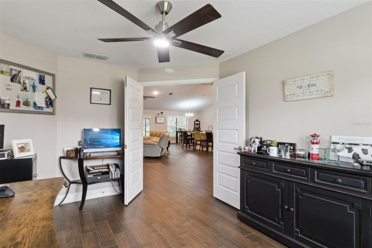 447 Lake Vista Drive, Auburndale, FL 33823 Photo