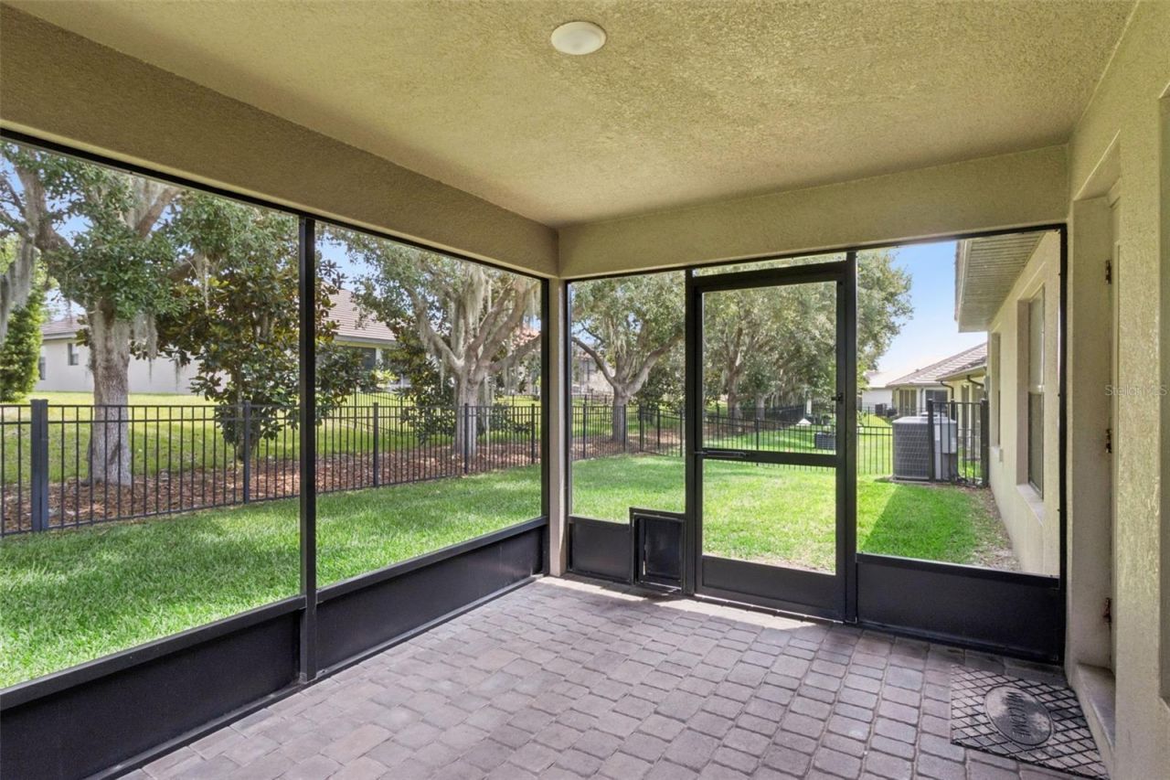447 Lake Vista Drive, Auburndale, FL 33823 Photo