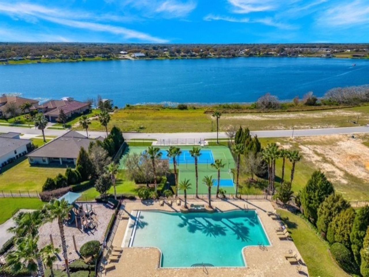 447 Lake Vista Drive, Auburndale, FL 33823 Photo