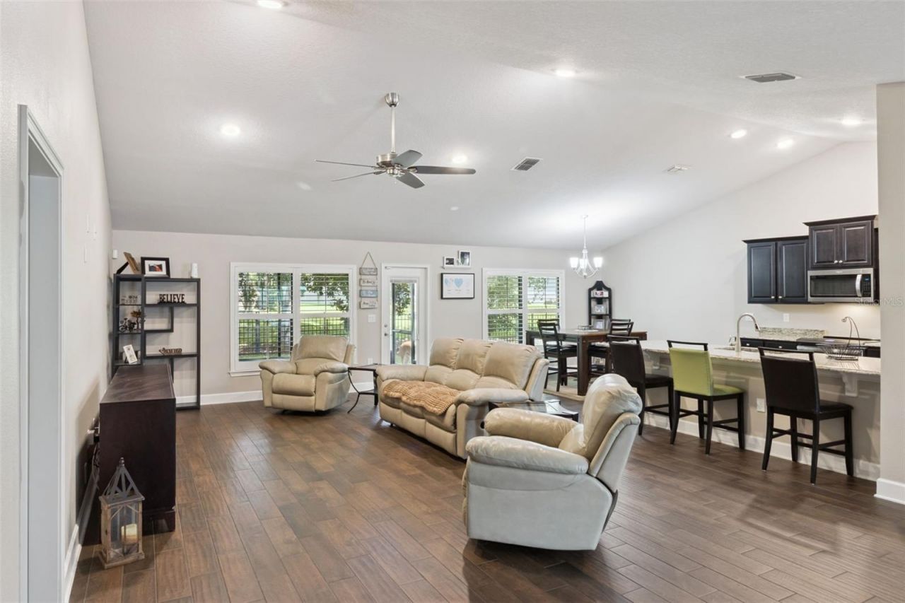 447 Lake Vista Drive, Auburndale, FL 33823 Photo