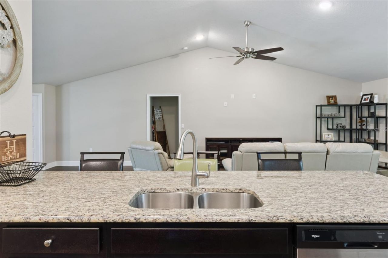 447 Lake Vista Drive, Auburndale, FL 33823 Photo