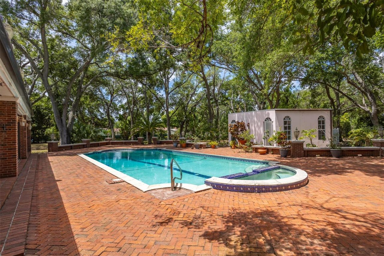 2124 Laurence Drive, Clearwater, FL 33764 Photo