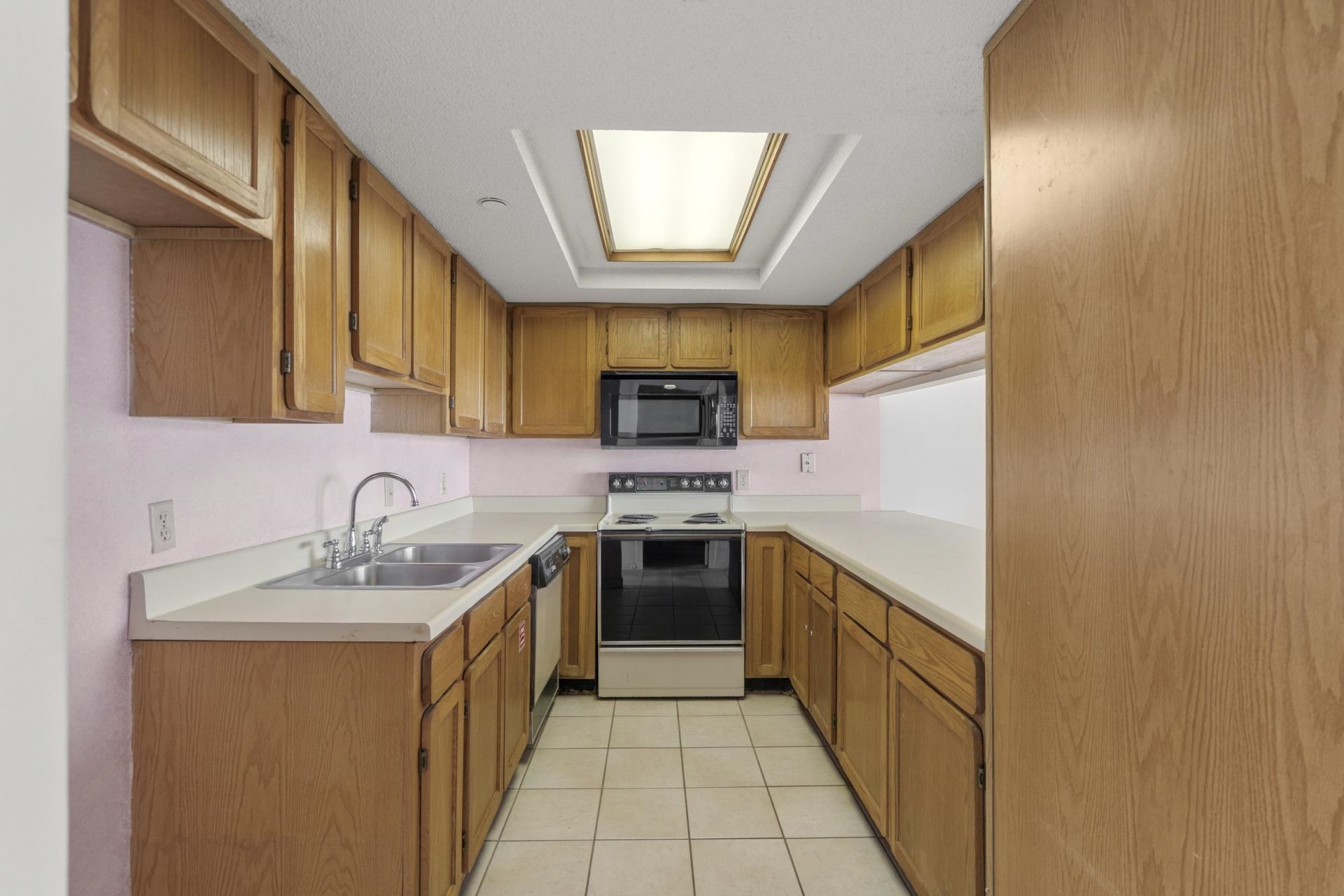 1620 N Waccamaw Dr.  Photo 16