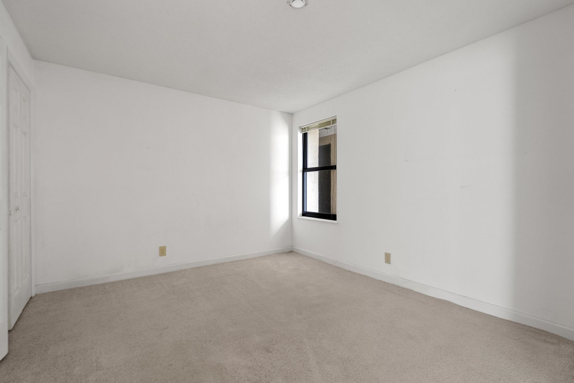 1620 N Waccamaw Dr.  Photo 23
