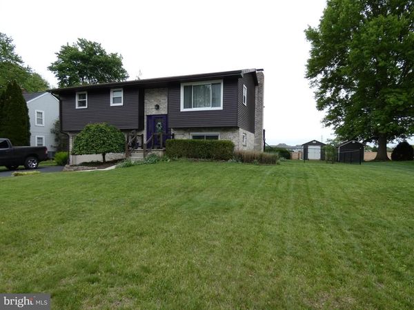 976 E FIR STREET , PALMYRA, PA 17078