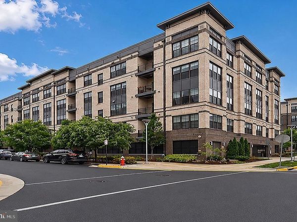 2319 FIELD POINT ROAD, Unit 102, HERNDON, VA 20171