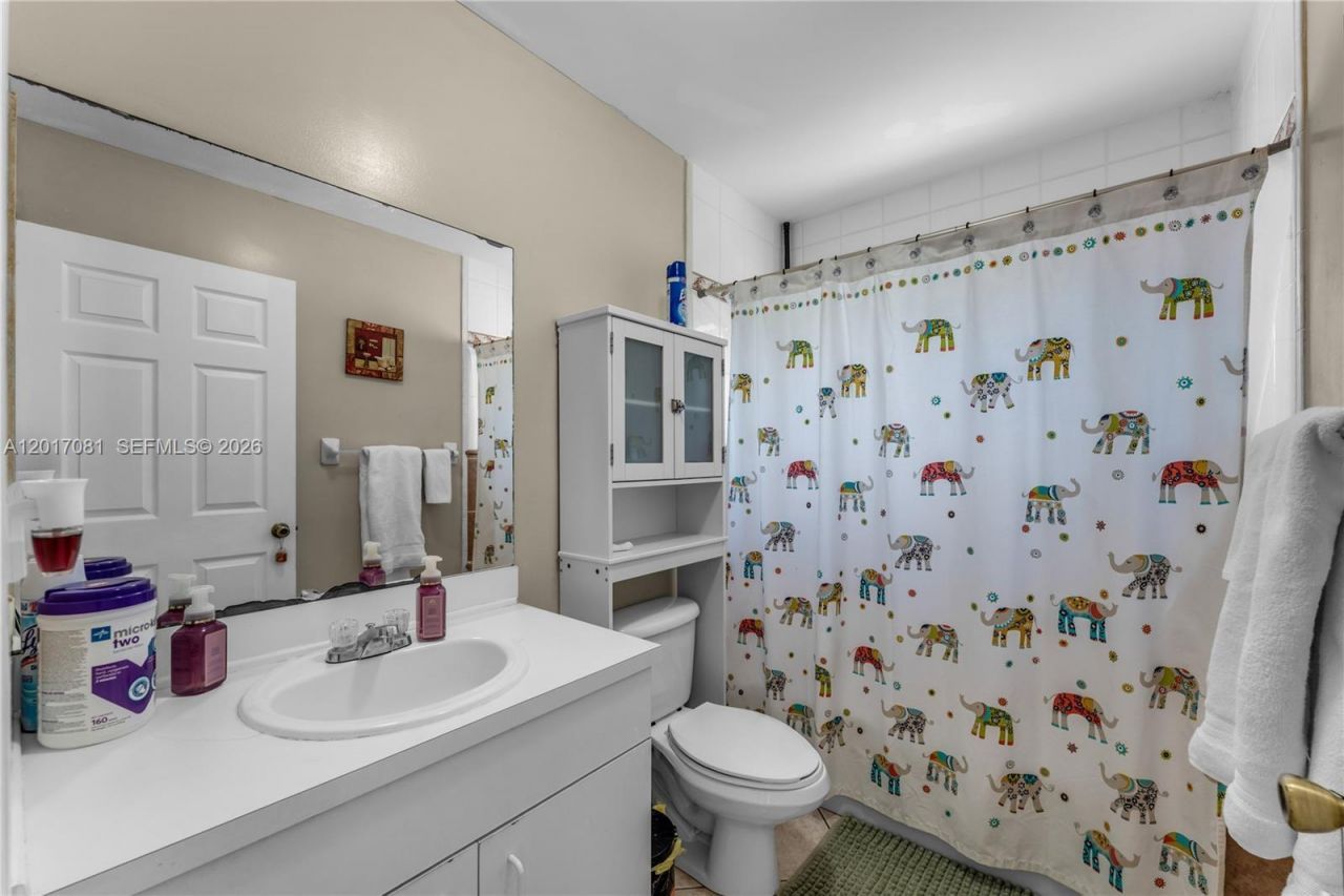 18300 SW 143rd Ct , Miami, FL 33177 Photo