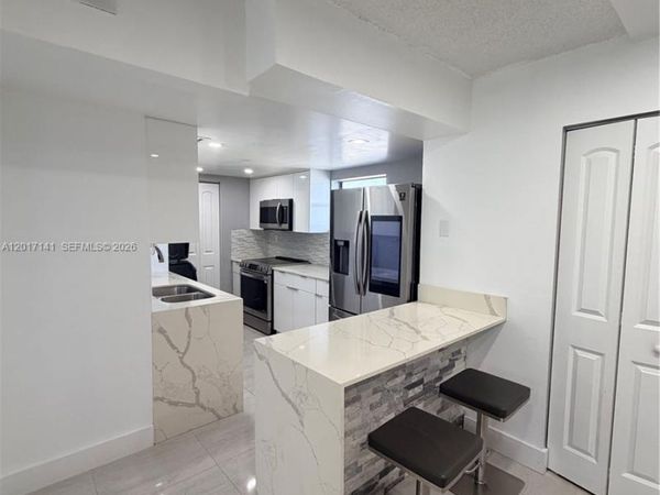 13850 SW 62nd St , Unit 303, Miami, FL 33183