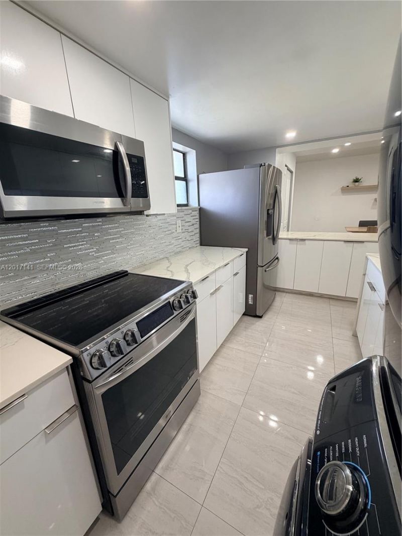 13850 SW 62nd St , Unit 303, Miami, FL 33183 Photo