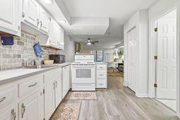 4202 Pinehurst Circle  photo 4