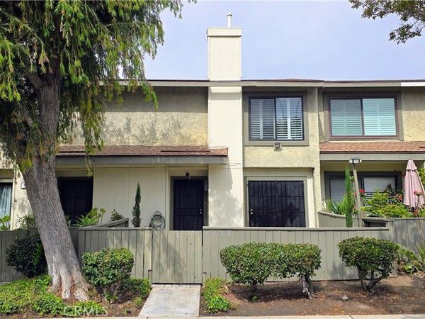 9635 Sepulveda, Unit 4, North Hills, CA 91343