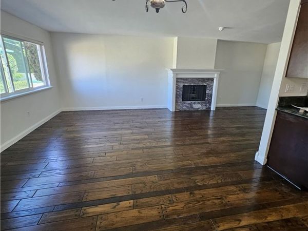 2120 Dufour Avenue, Unit 14, Redondo Beach, CA 90278