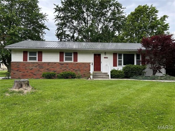 316 Loomis Lane, Carlinville, IL 62626