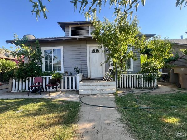 1215 Oregon Street, Bakersfield, CA 93305