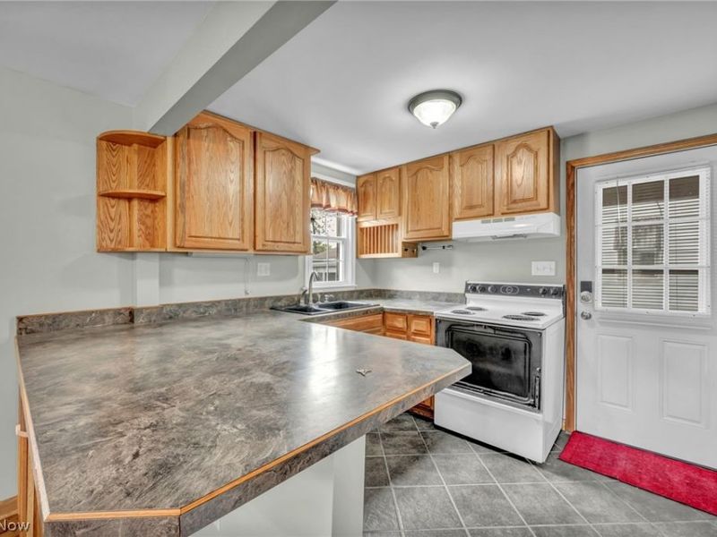 228 Sanford Street, Ravenna, OH 44266 Photo 15