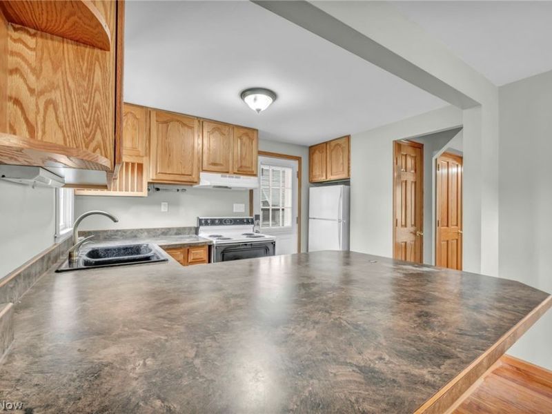228 Sanford Street, Ravenna, OH 44266 Photo 16