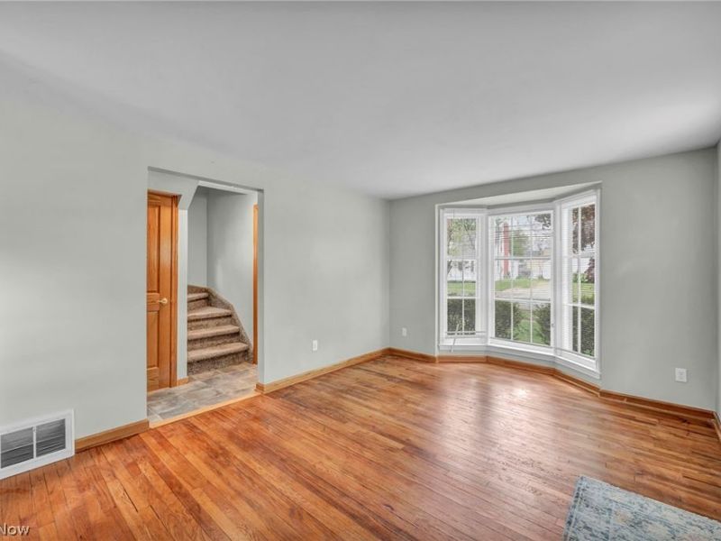 228 Sanford Street, Ravenna, OH 44266 Photo 8