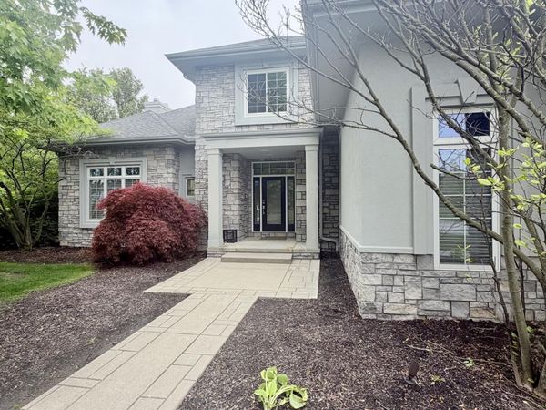 1198 Brookwoode, Perrysburg, OH 43551