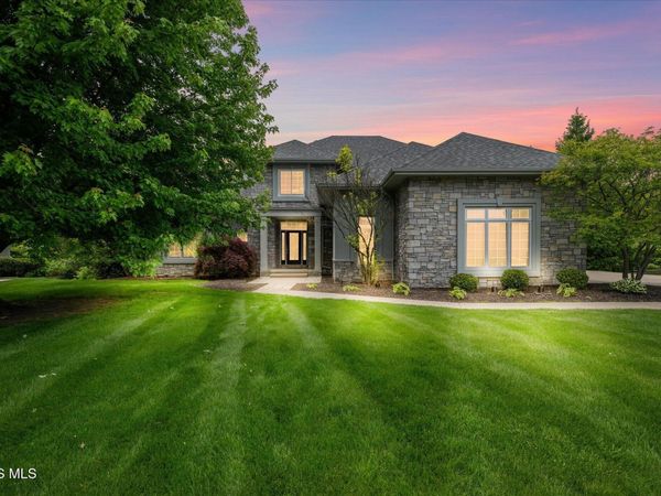 1198 Brookwoode, Perrysburg, OH 43551