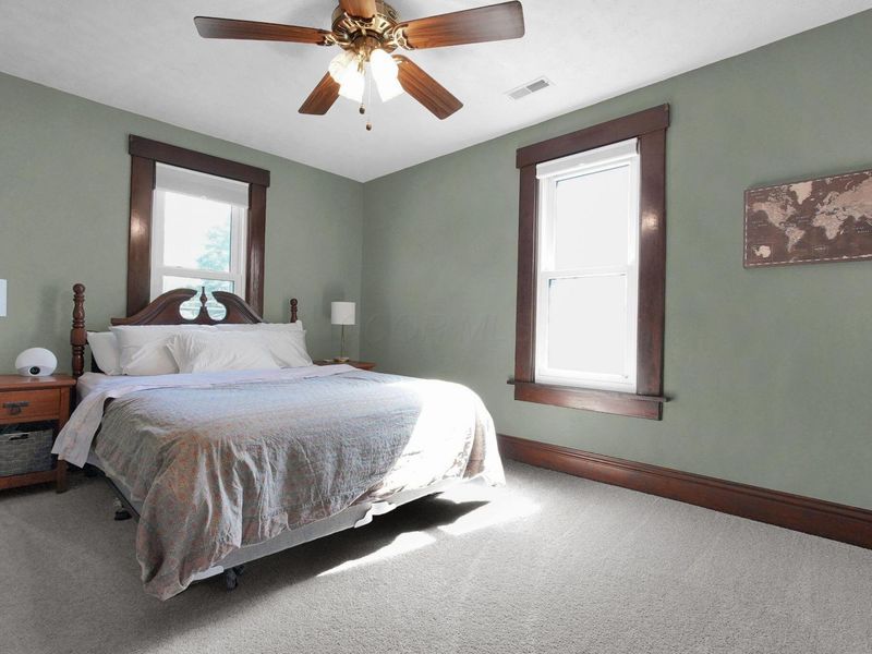 313 W Market Street, Baltimore, OH 43105 Photo 9