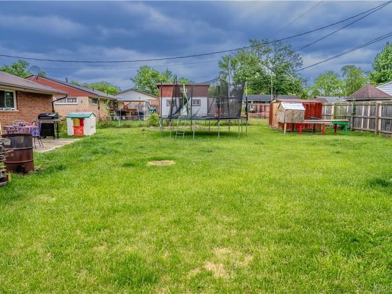 6532 Lemans Lane, Dayton, OH 45424 Photo 24