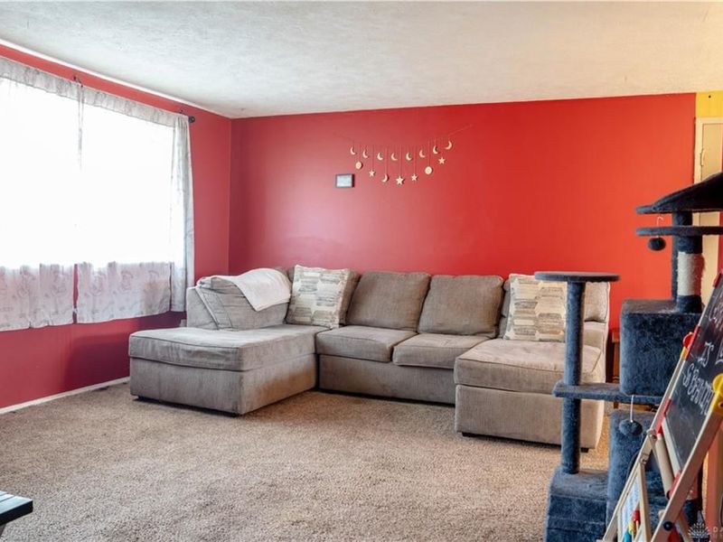 6532 Lemans Lane, Dayton, OH 45424 Photo 4