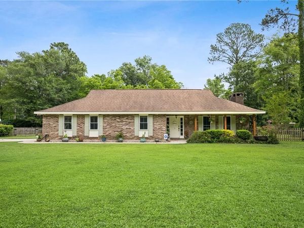 15 S DIVISION Drive, Covington, LA 70433