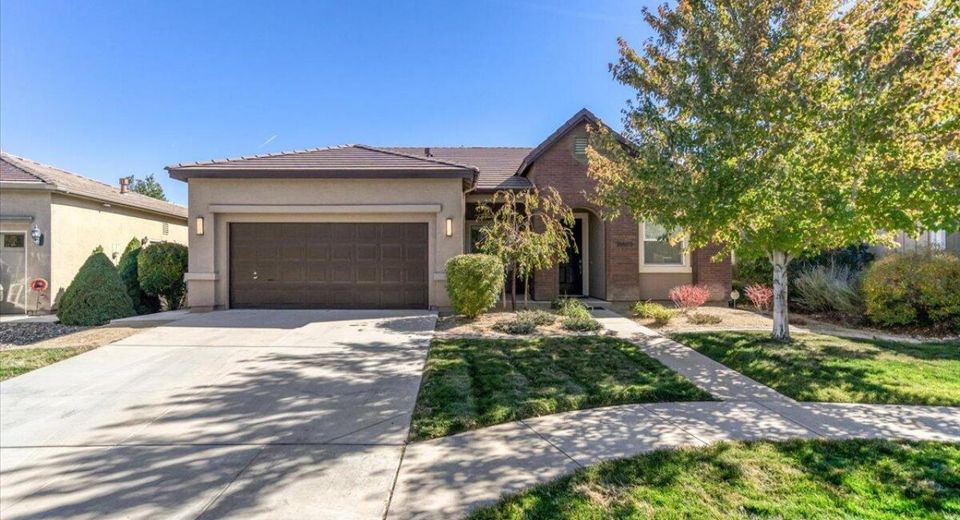 10562 Thistle Berry Court, Reno, NV 89521 Photo