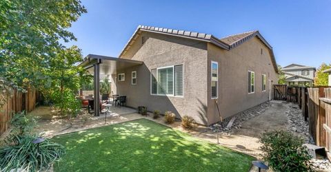 10562 Thistle Berry Court, Reno, NV 89521 Photo