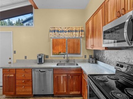 611 Freel Drive, Zephyr Cove, NV 89448 Photo
