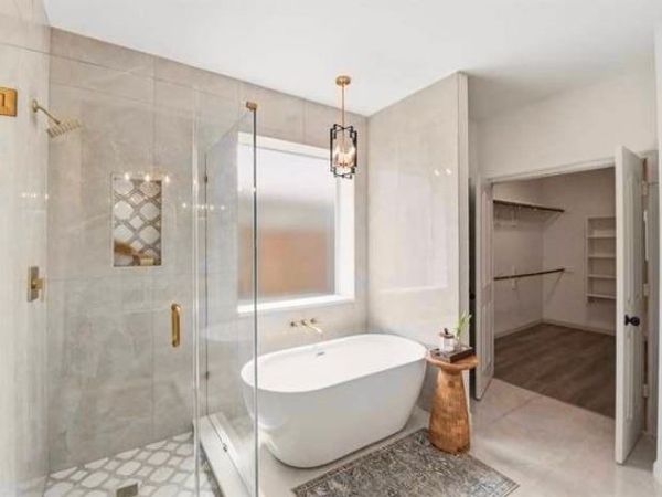 5953 Hillview Drive, Watauga, TX 76148