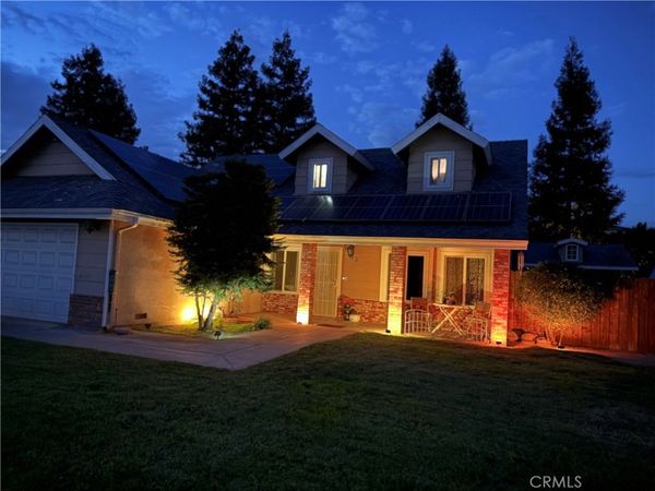 182 E Kennedy, Tulare, CA 93274
