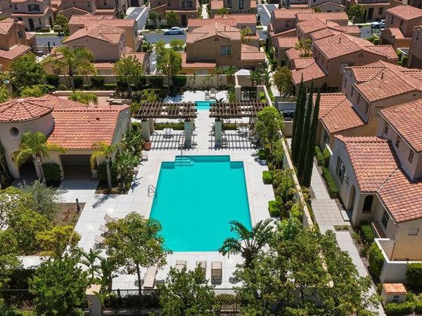 20244 Pienza Lane, Porter Ranch, CA 91326