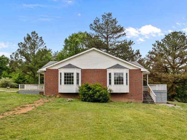4131 Highway 48 N, Charlotte, TN 37036